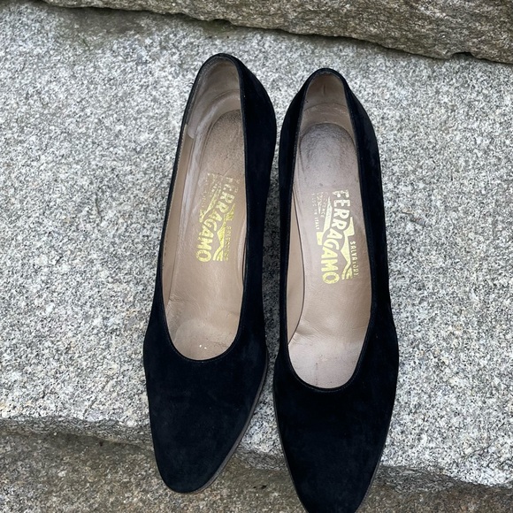 Salvatore Ferragamo Black Suede Pumps - Picture 2 of 10